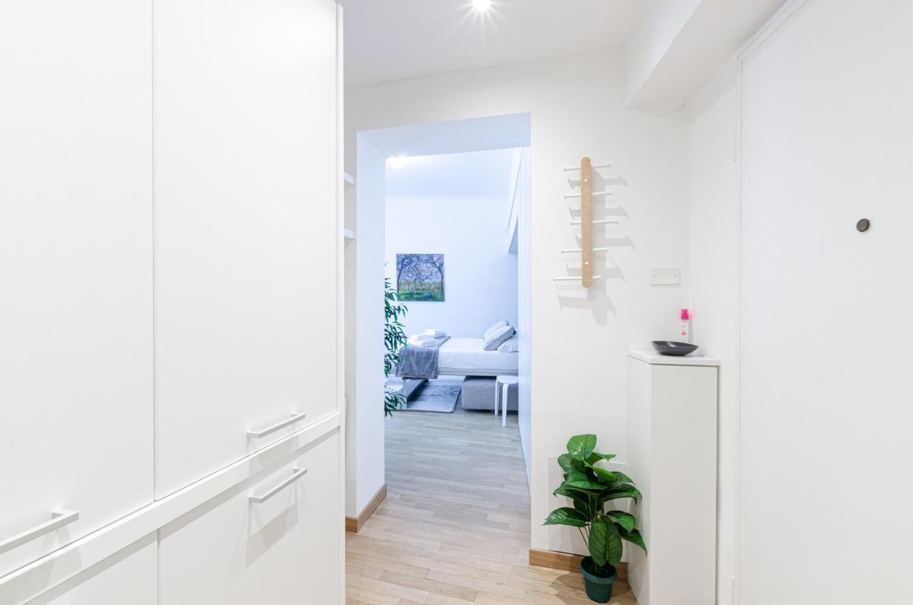 Design Apartment - Spadolini, Campus Bocconi ミラノ エクステリア 写真